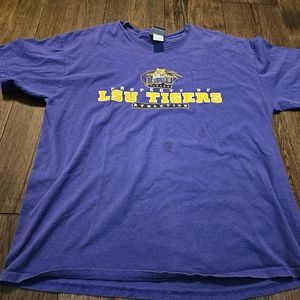 TSI Sportswear Property of LSU Tigers short sleeve shirt Purple XL.